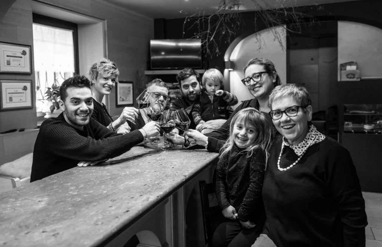 Osteria Da Alvise Ξενοδοχείο Sùtrio Εξωτερικό φωτογραφία